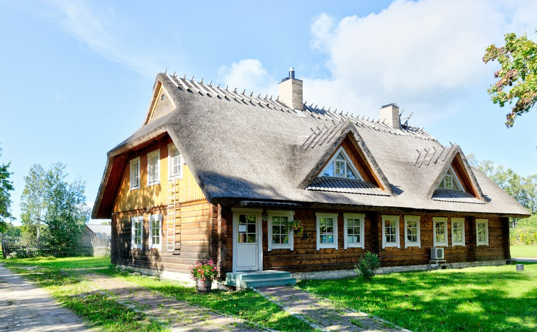 polish wooden house